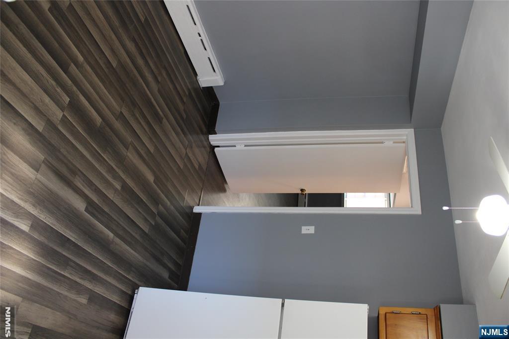 208 Bergen Boulevard 3 - Photo 4