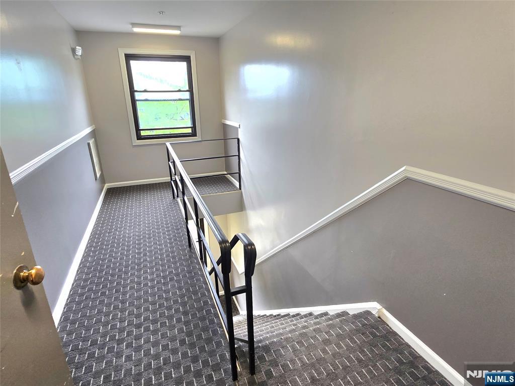 560 North Ave #I, Fort Lee, NJ 07024