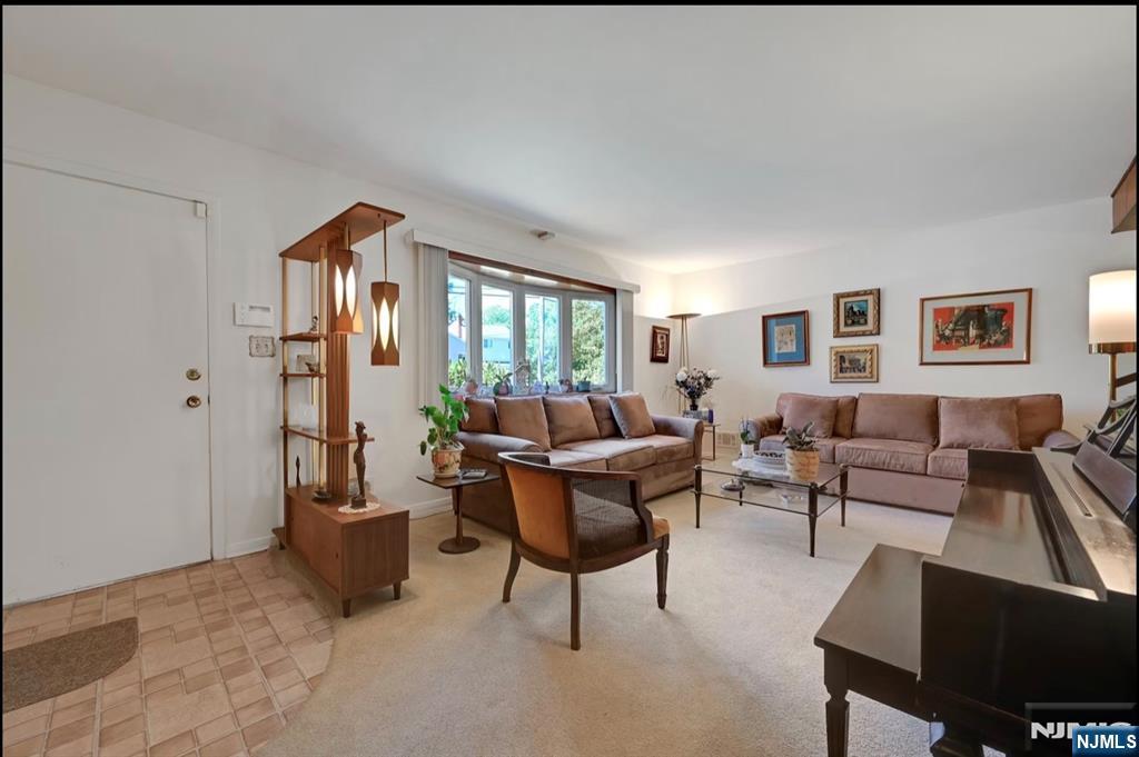 103 Primrose Lane — photo 8