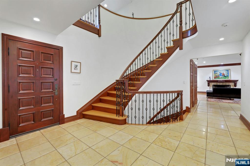 285 Arch Road — photo 8