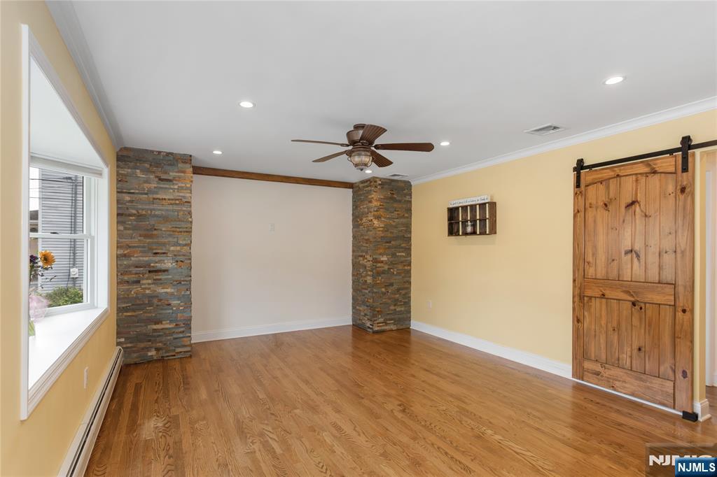 512 Lyster Ave, Saddle Brook, NJ 07663