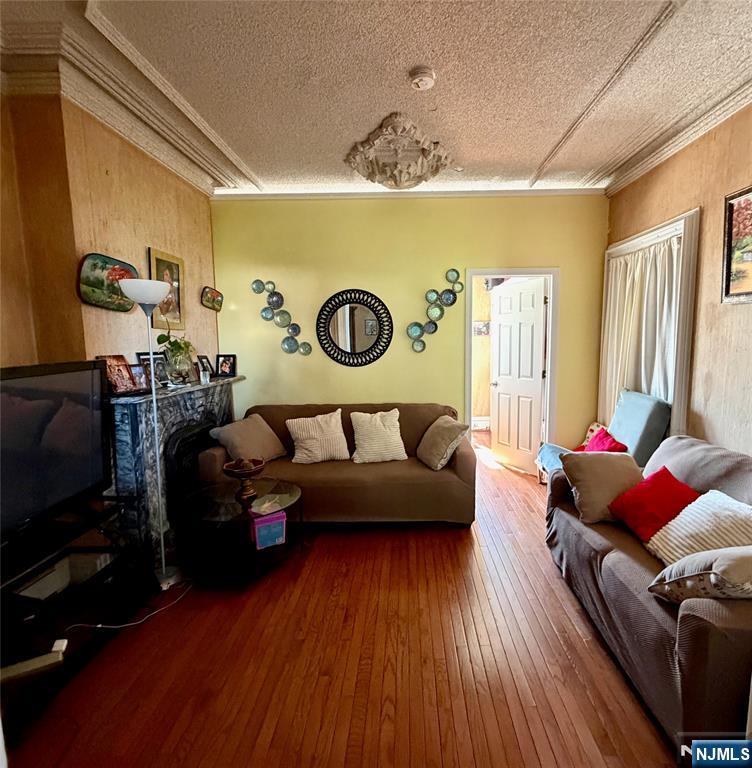 283 Union St, Hackensack, NJ 07601