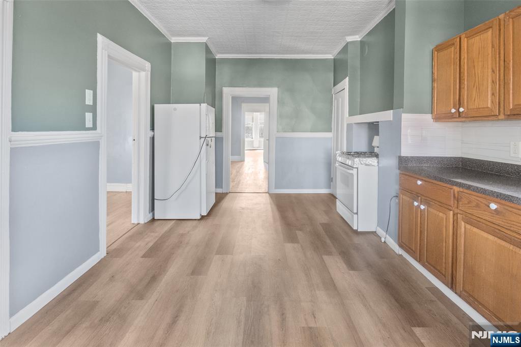 155 Wilson Avenue — photo 27