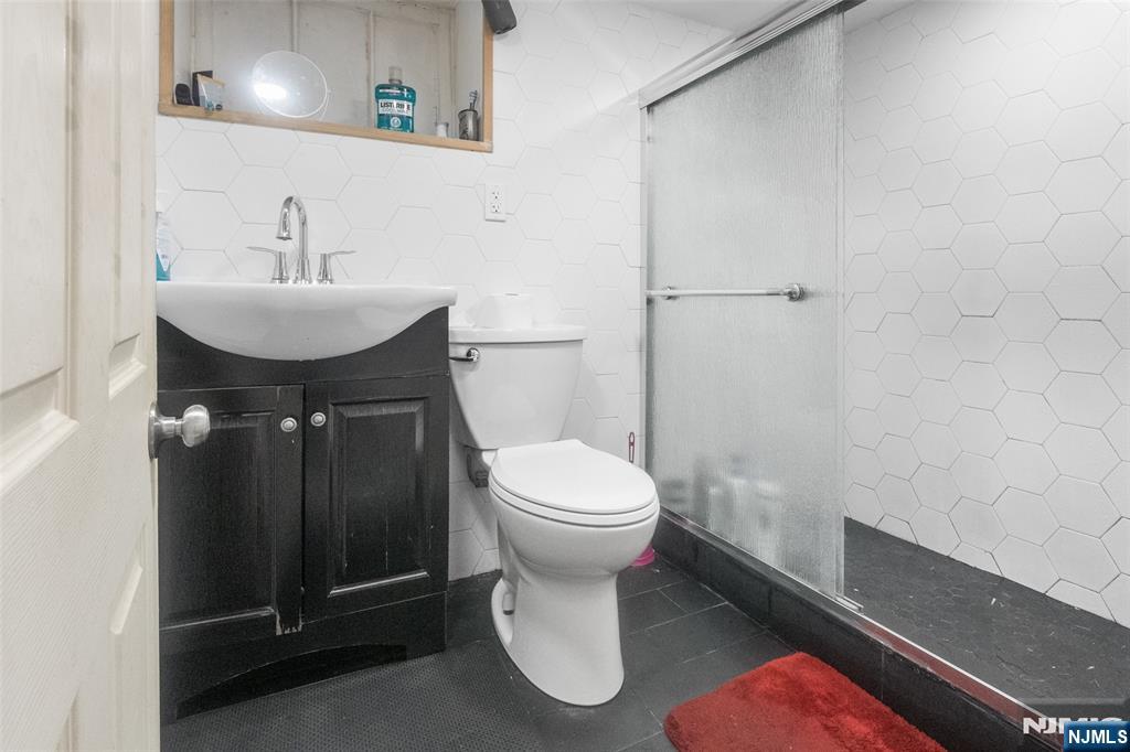 155 Wilson Avenue — photo 44