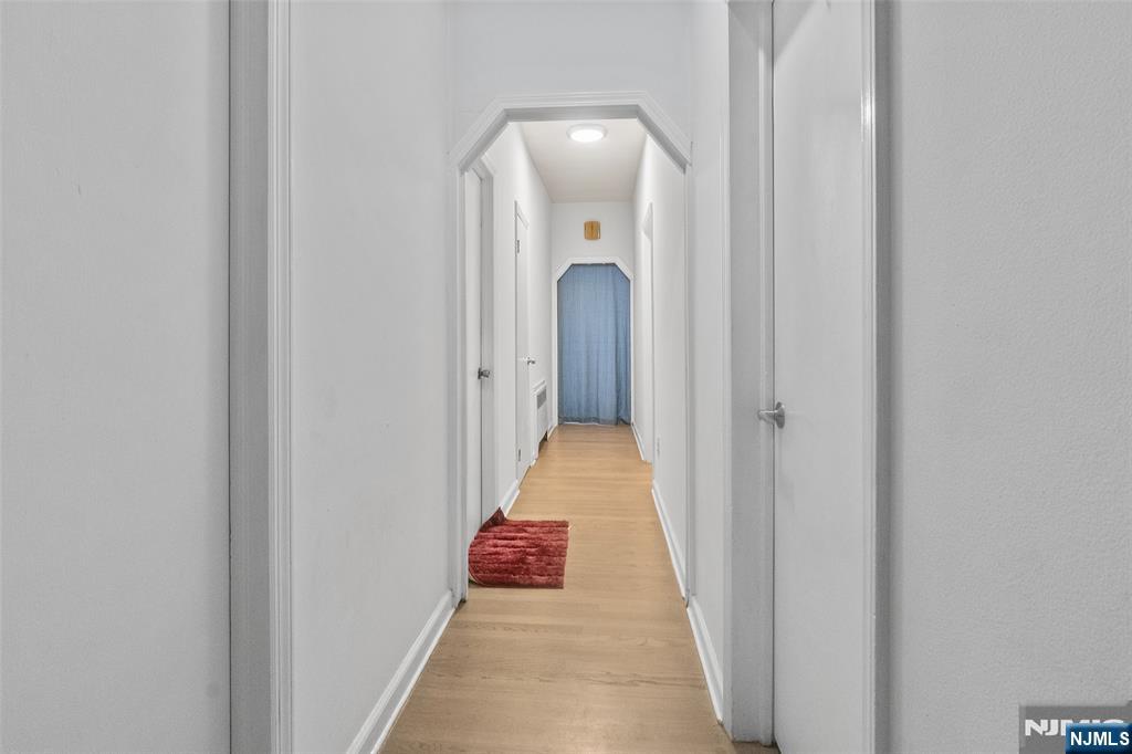 155 Wilson Avenue — photo 9