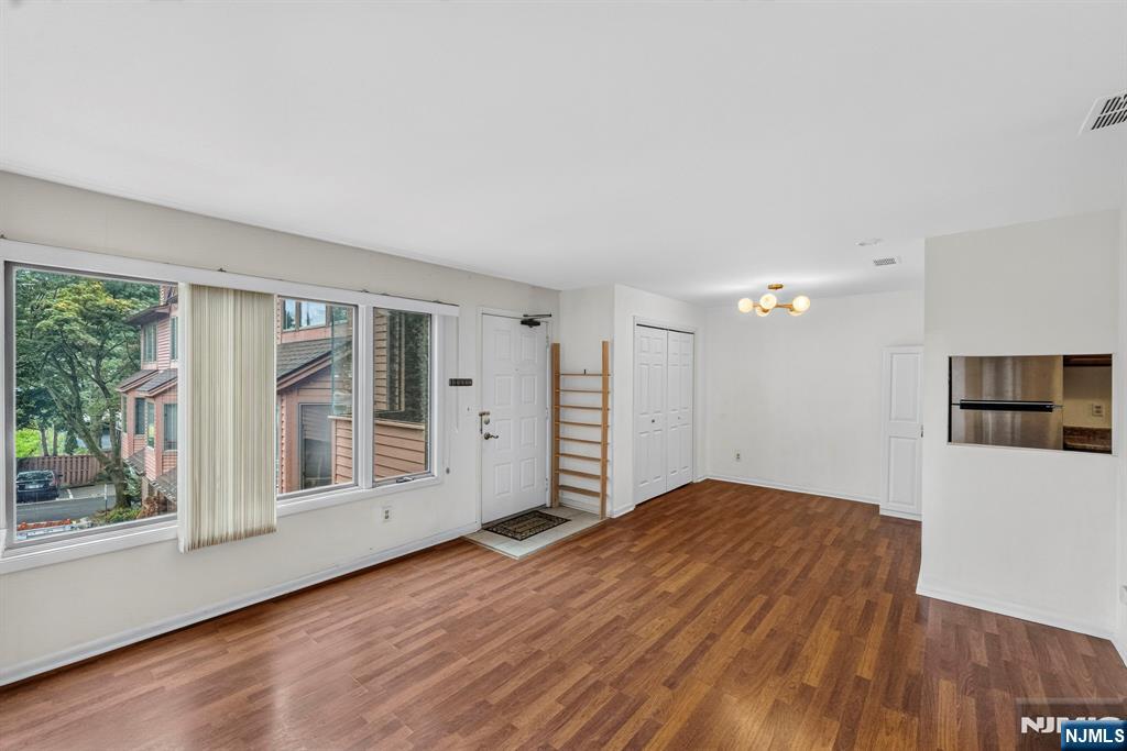 224B Washington Avenue - Photo 4