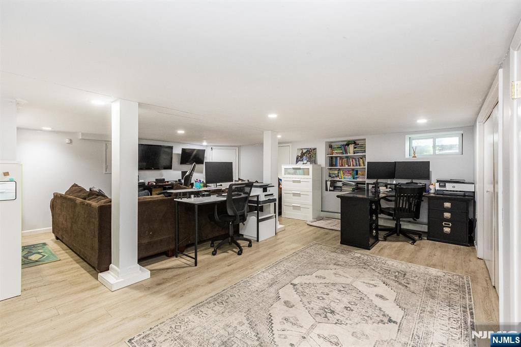 160 Woodland Avenue — photo 32