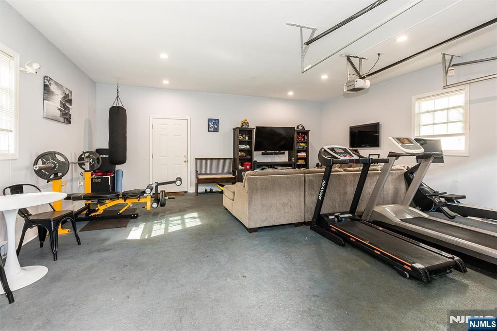 160 Woodland Avenue — photo 45