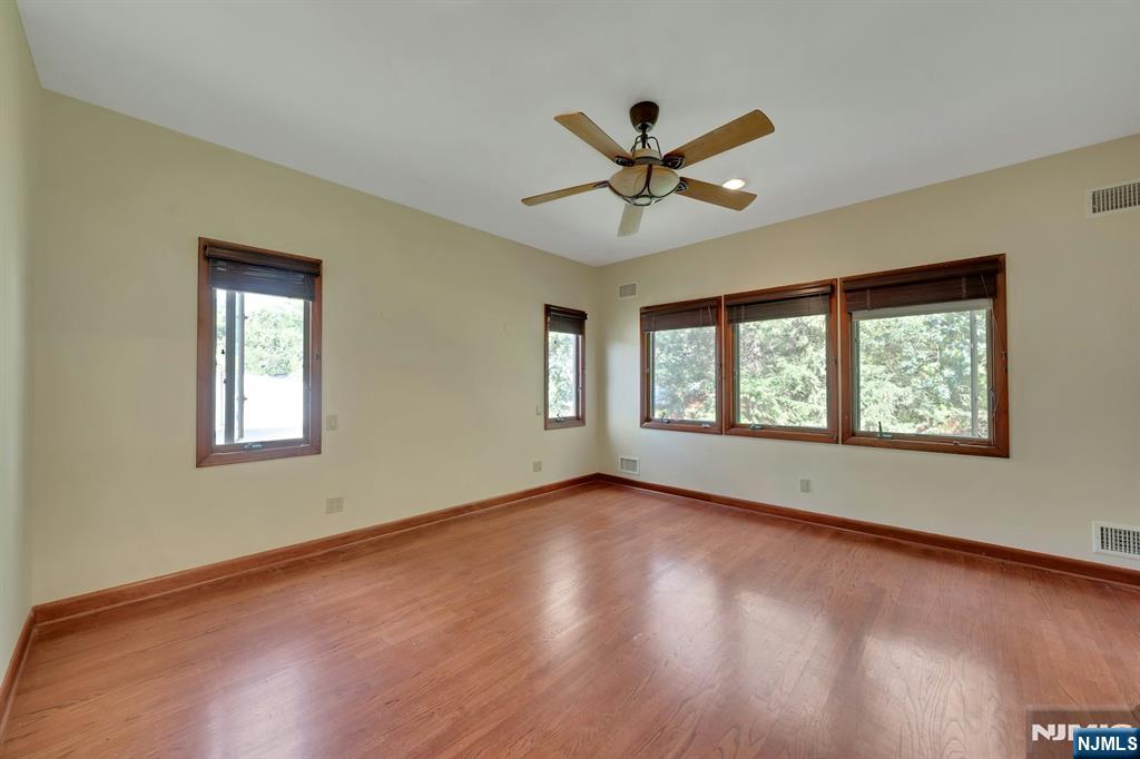 8 Marlo Road — photo 4