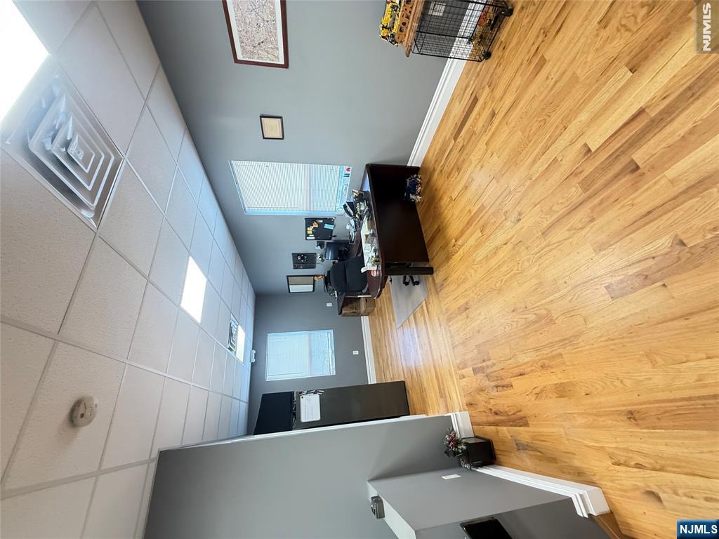 356 Mclean Boulevard — photo 9