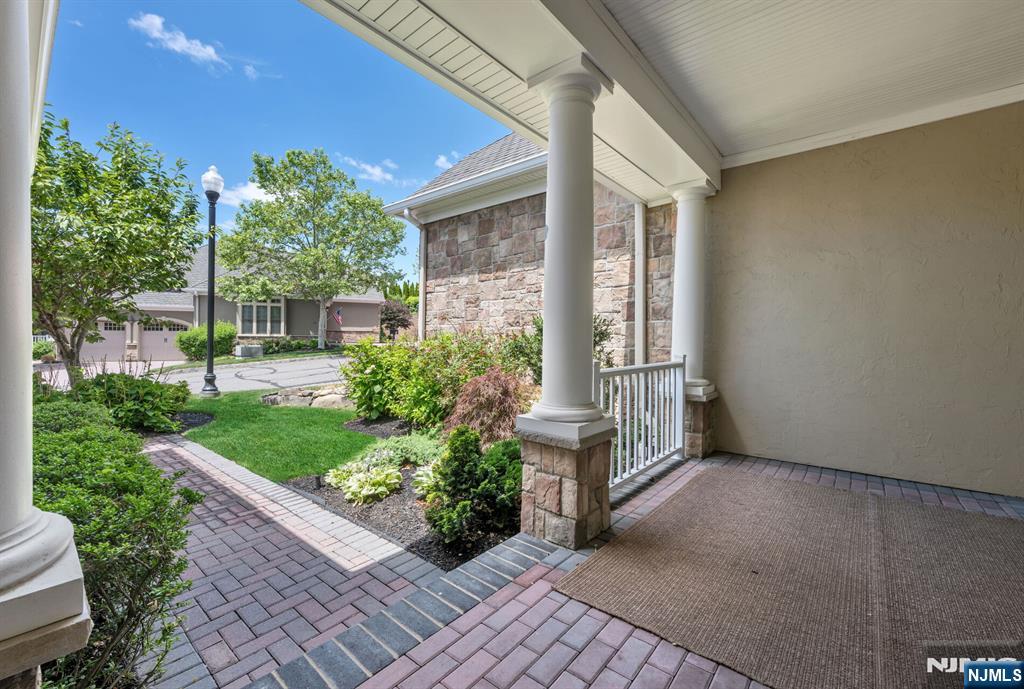 75 Windsor Lane - Photo 4