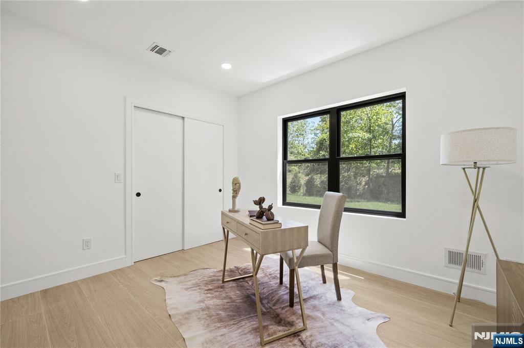 24 Richard Scott Court — photo 15