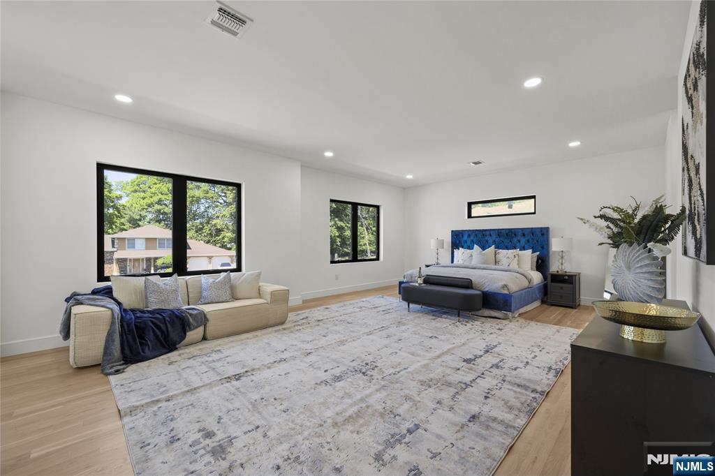 24 Richard Scott Court — photo 17