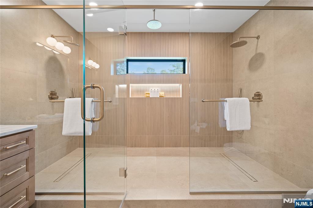 24 Richard Scott Court — photo 24