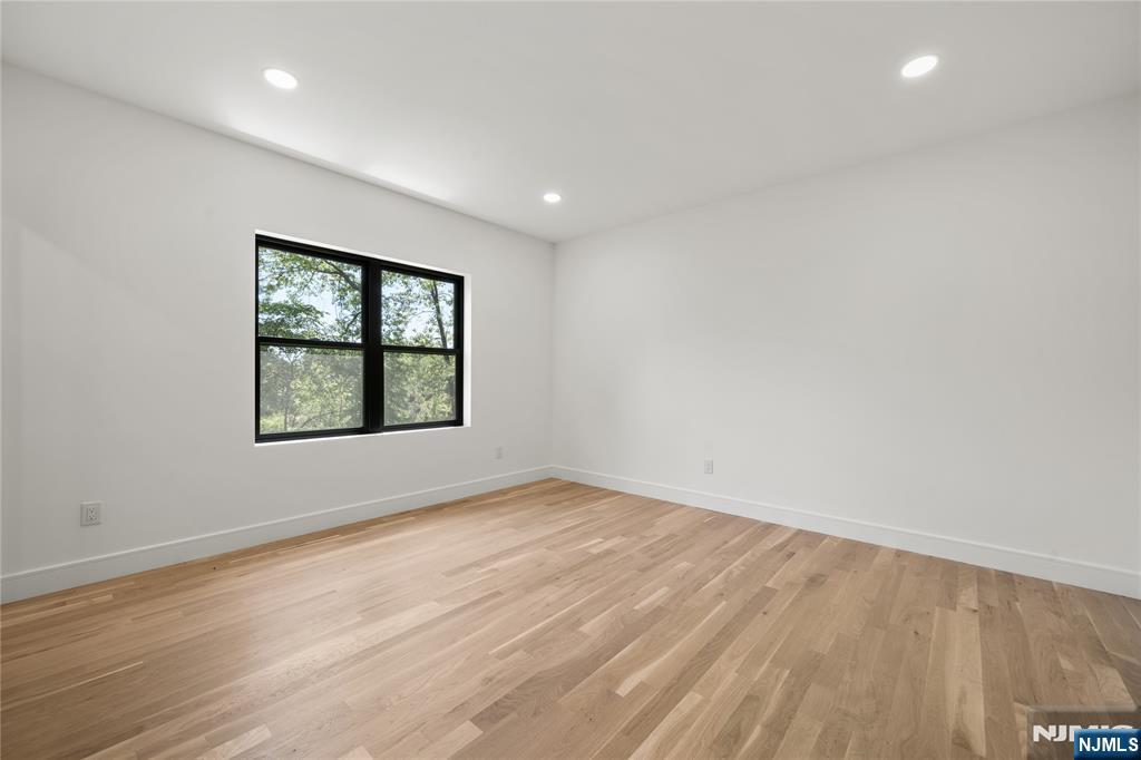 24 Richard Scott Court — photo 28