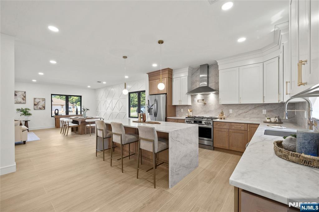 24 Richard Scott Court — photo 8