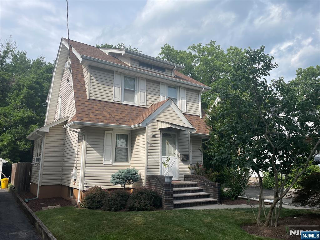 485 Maple Ave, Teaneck, NJ 07666