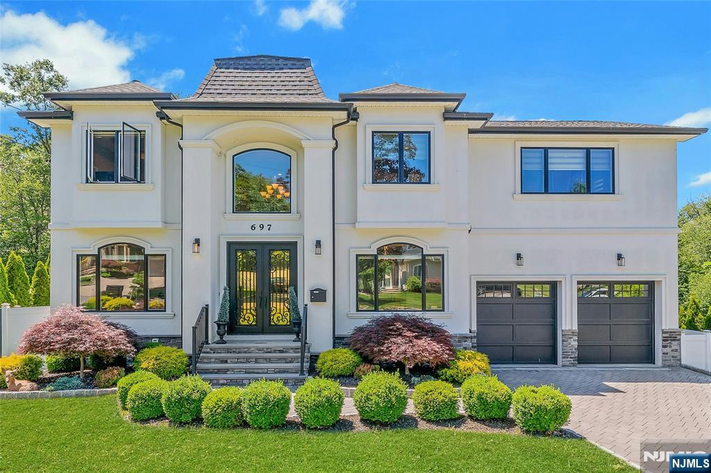 697 Terrace Drive - Photo 1