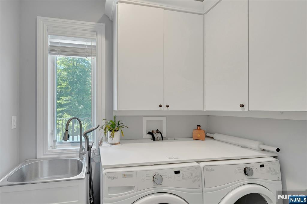697 Terrace Drive — photo 12