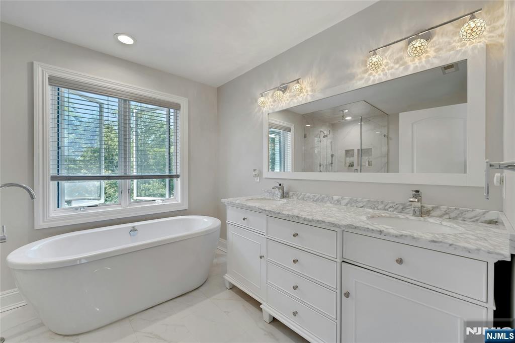 697 Terrace Drive — photo 17