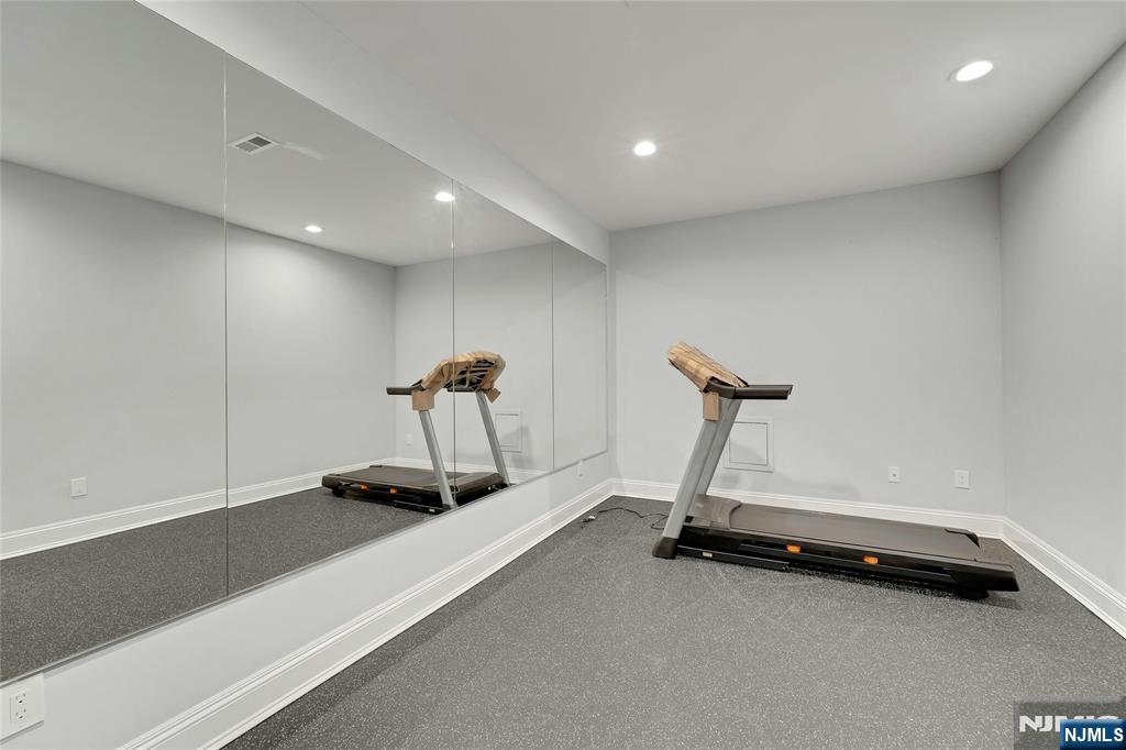 697 Terrace Drive — photo 24