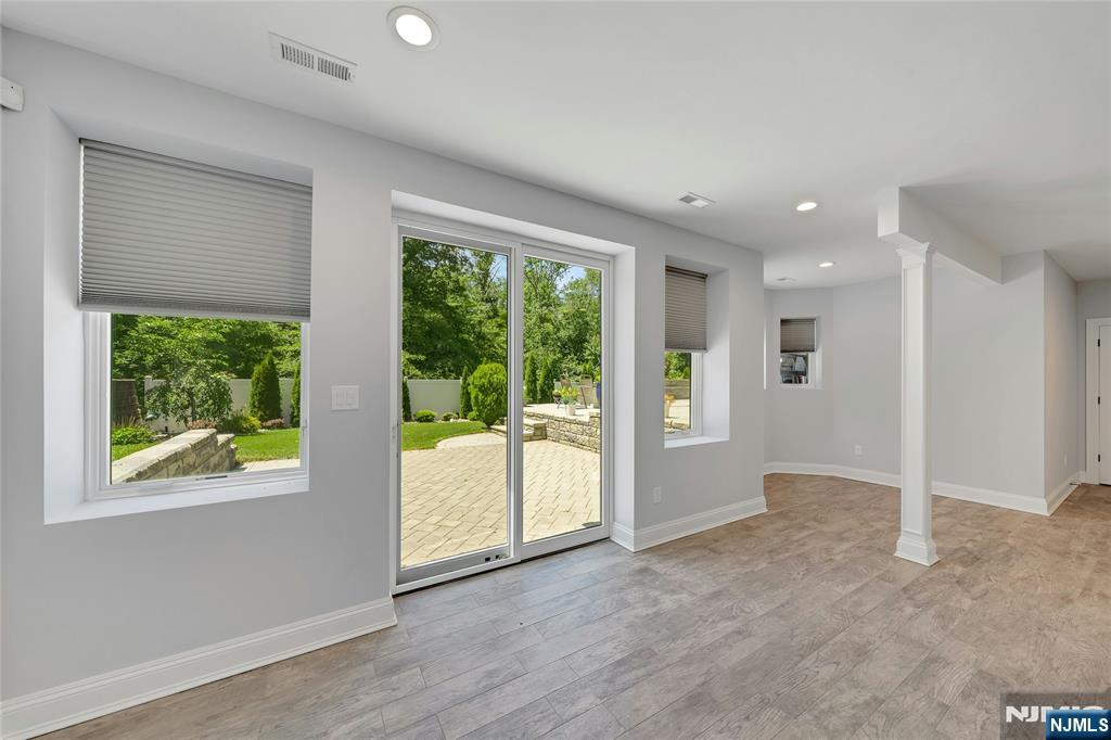 697 Terrace Drive — photo 25