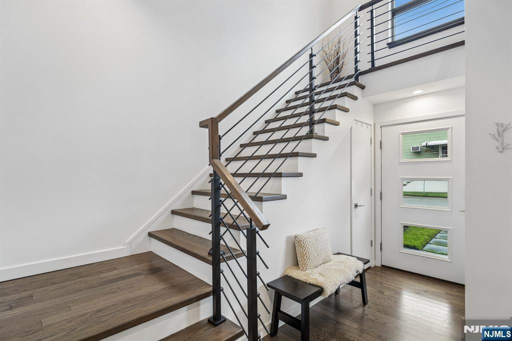 253 Prospect Avenue — photo 7