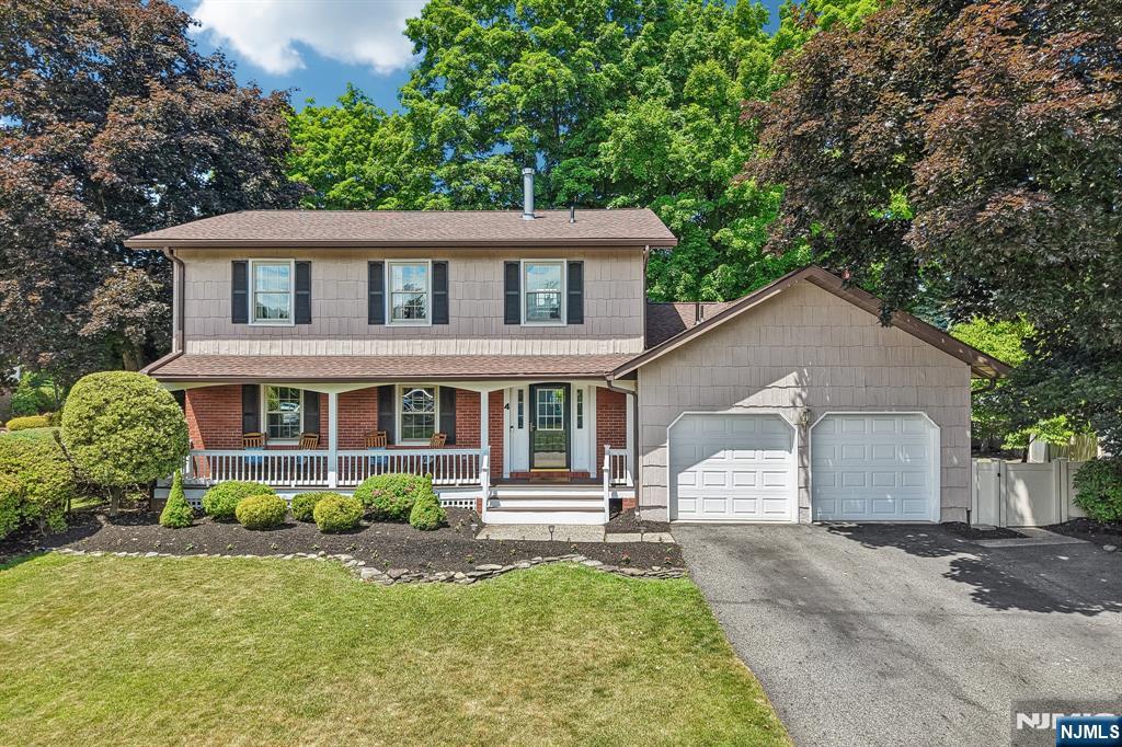 4 Holyoke Road, Wayne NJ — listing photo