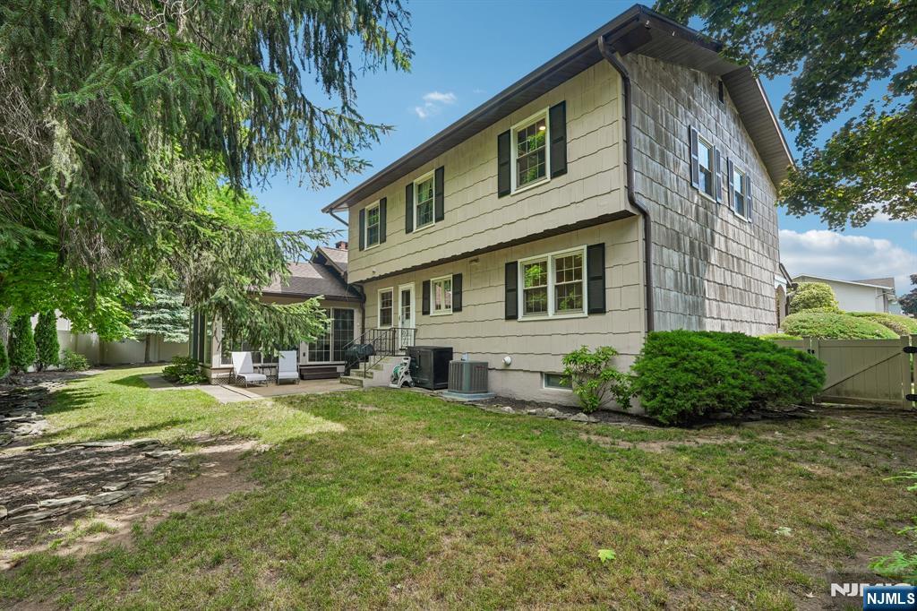 4 Holyoke Road — photo 43