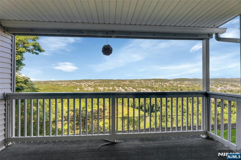 2nd image of 15 Crystal Ln #307, Paterson, NJ 07501 | MLS# 26022694