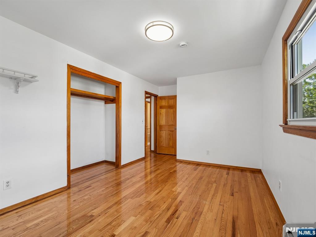 436 Sylvan Street — photo 7