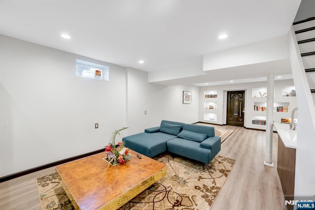 247 Glenwood Avenue — photo 31