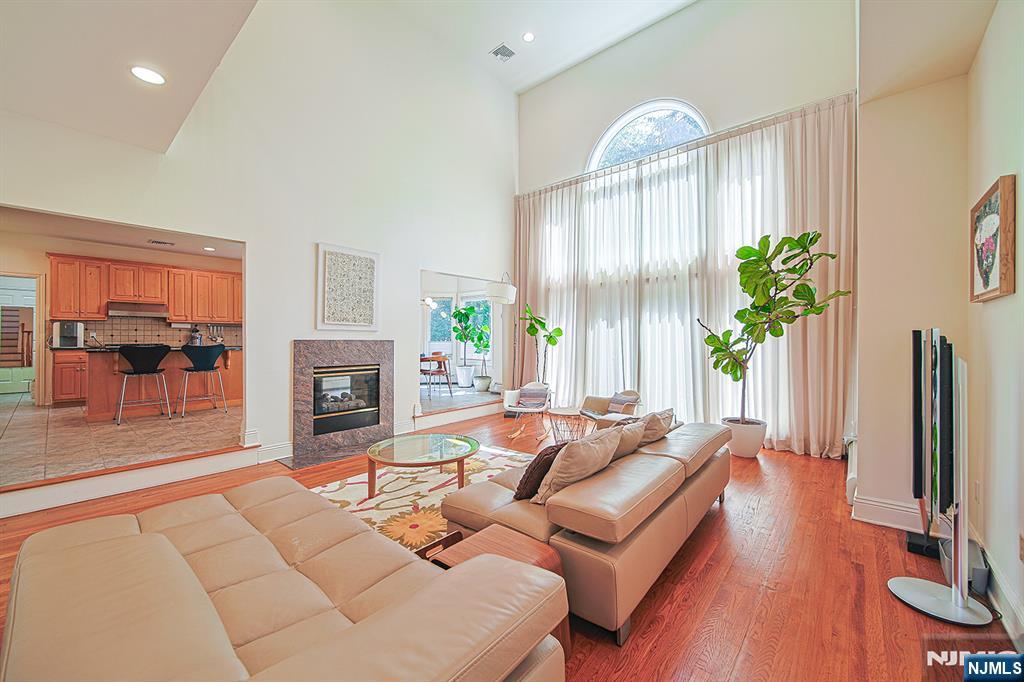 6 Maplewood Road — photo 14