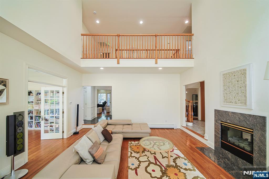 6 Maplewood Road — photo 15