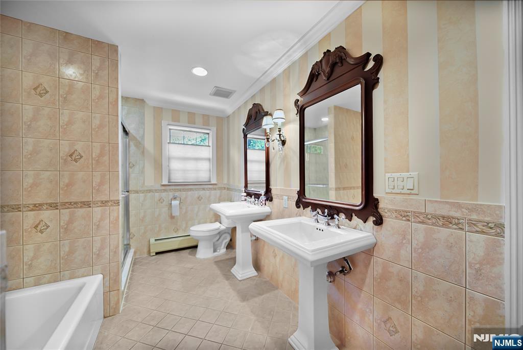 177 Engle Street — photo 31