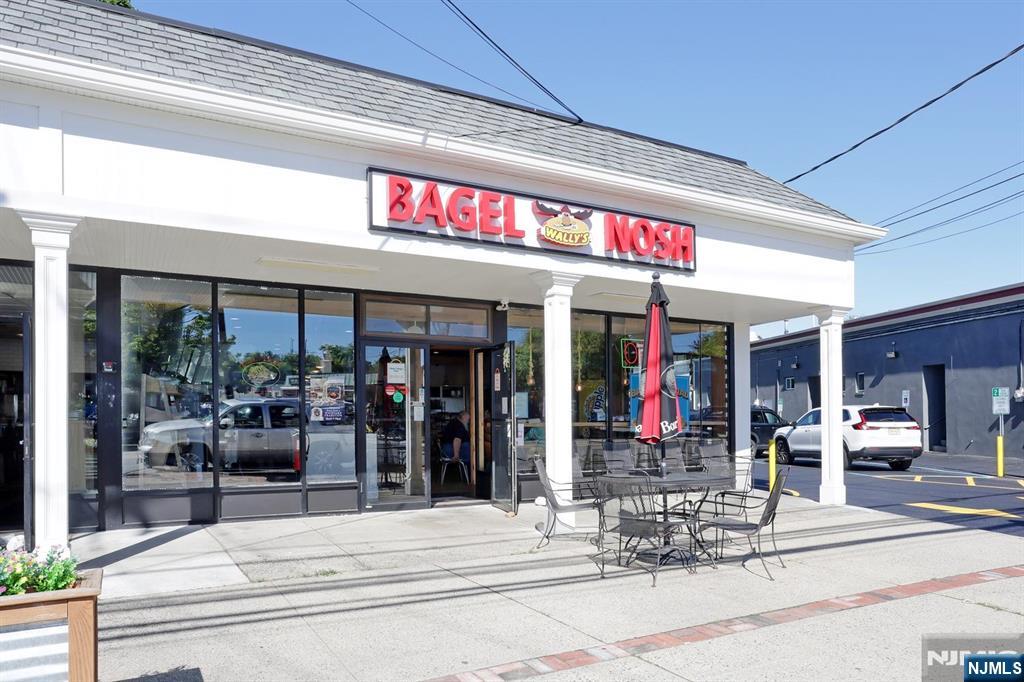 187 Rivervale Rd, River Vale, NJ 07675