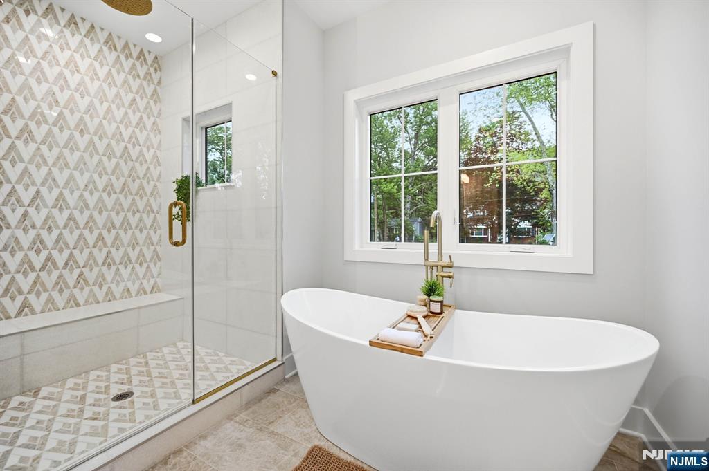 12 Tilden Court — photo 19