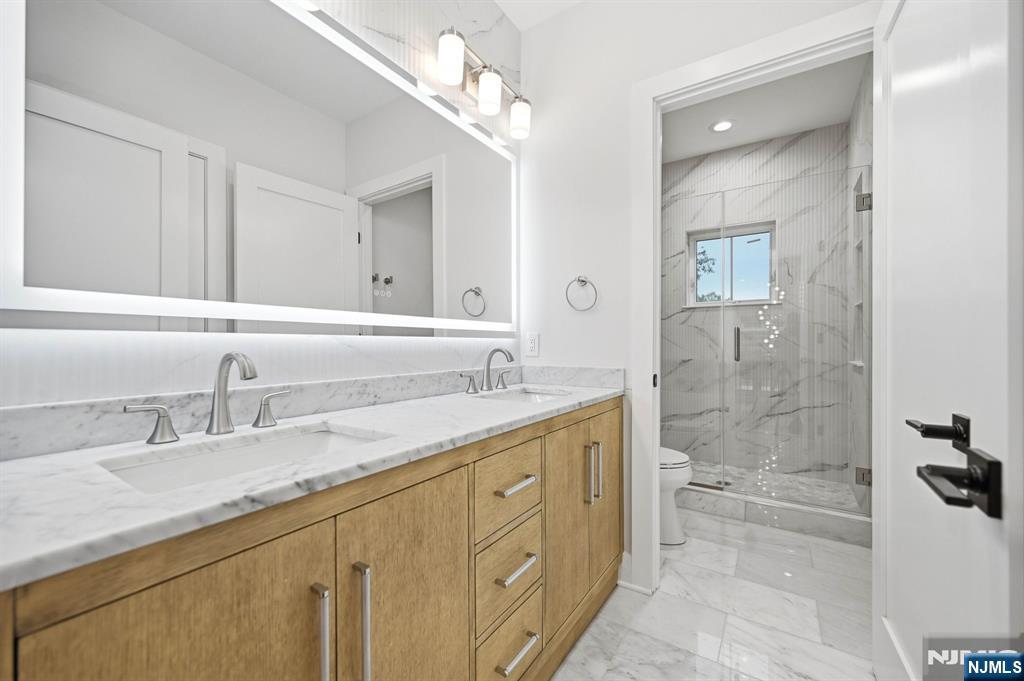 12 Tilden Court — photo 22
