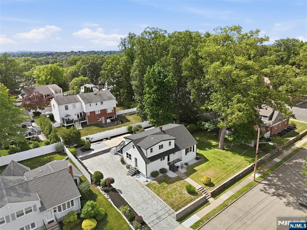 768 Birch Ave, New Milford, NJ 07646