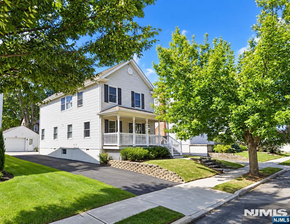 28 E Fairmount Avenue - Photo 1