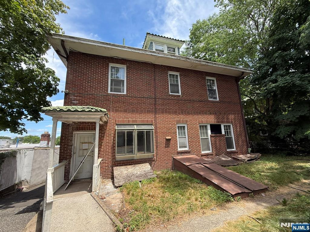 452 Central Avenue - Photo 2