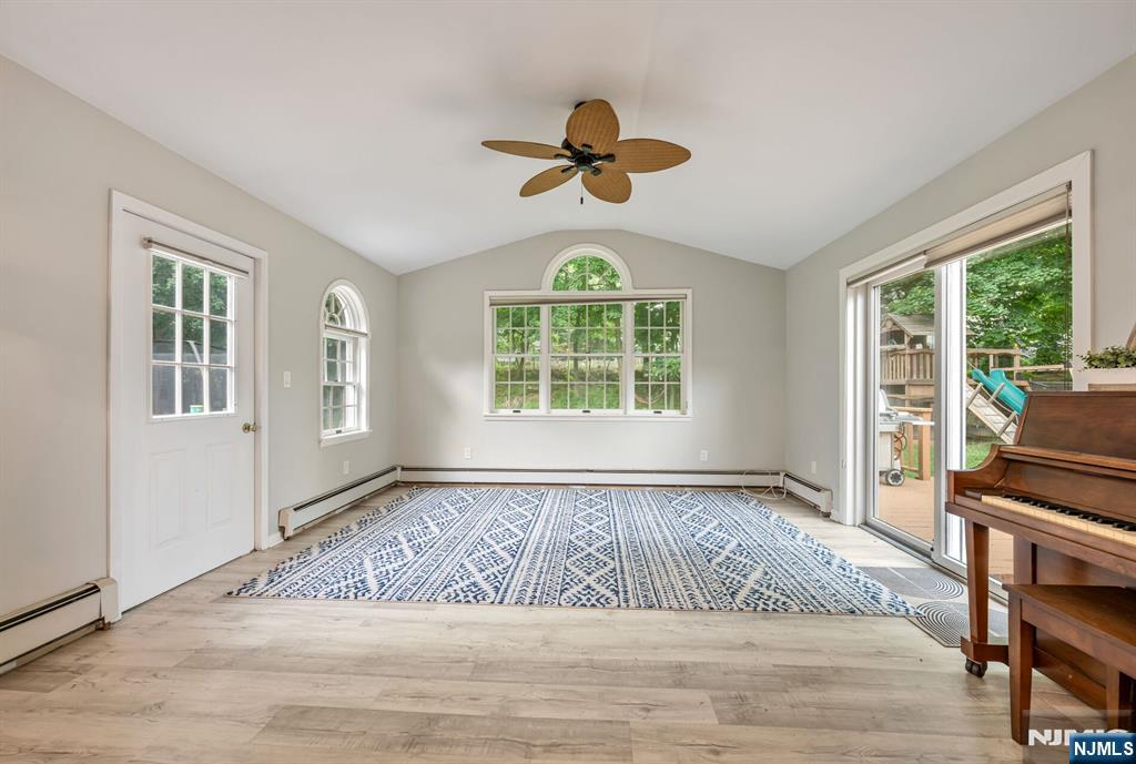 327 Hil Ray Avenue — photo 12