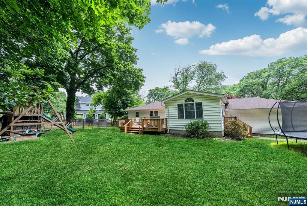 327 Hil Ray Avenue — photo 34