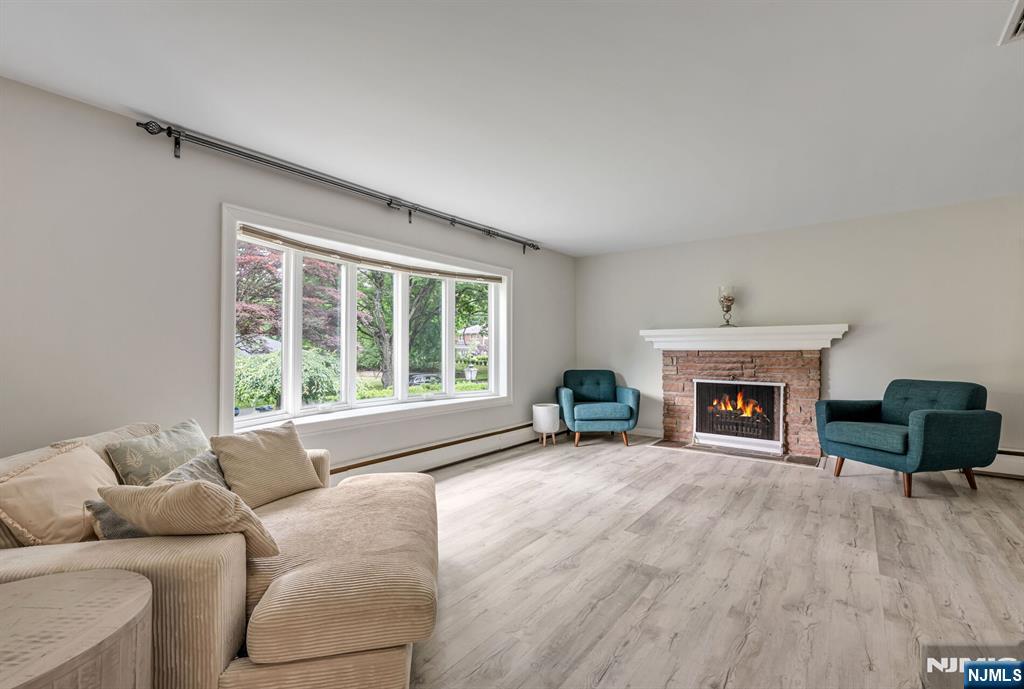 327 Hil Ray Avenue — photo 6
