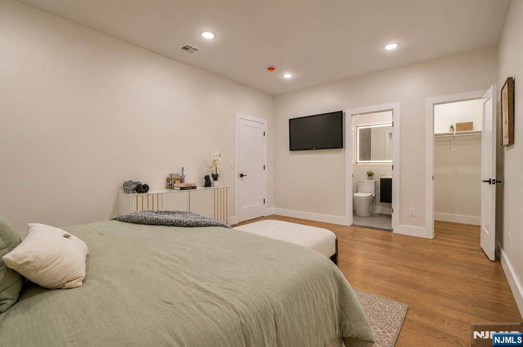 393 Myrtle Avenue — photo 11