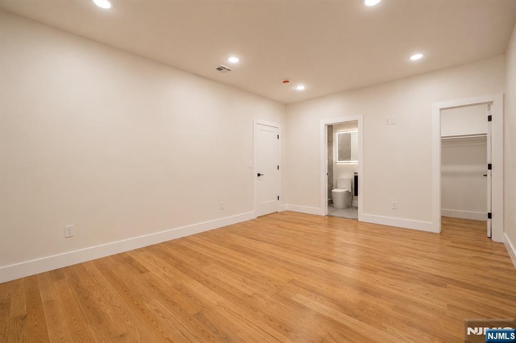 393 Myrtle Avenue — photo 21
