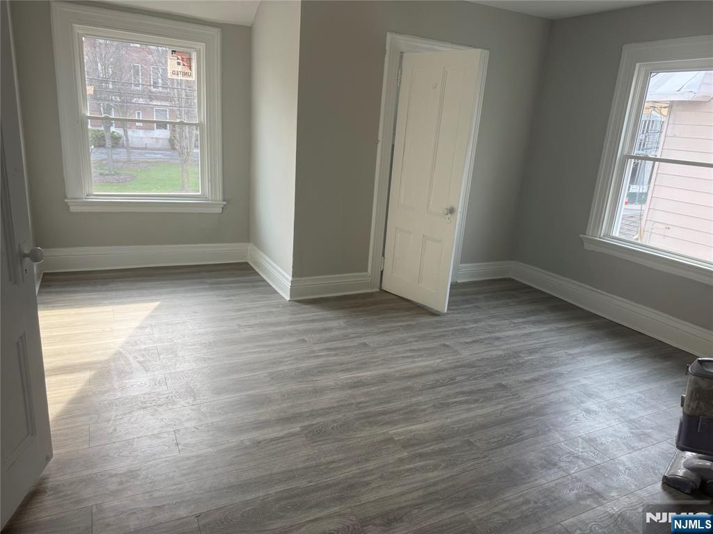 61 Spring St, Lodi, NJ 07644