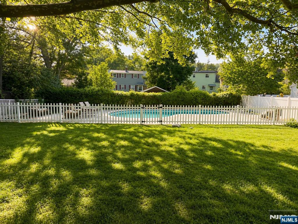 1620 Broad Street — photo 19