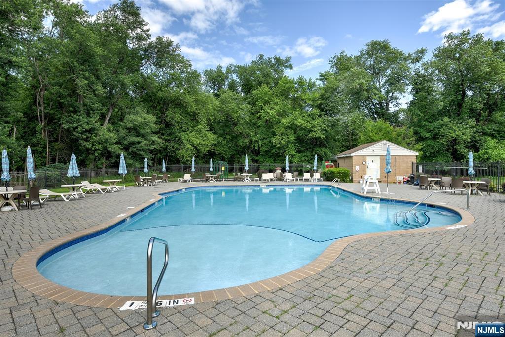131 Bunker Hill - Photo 1