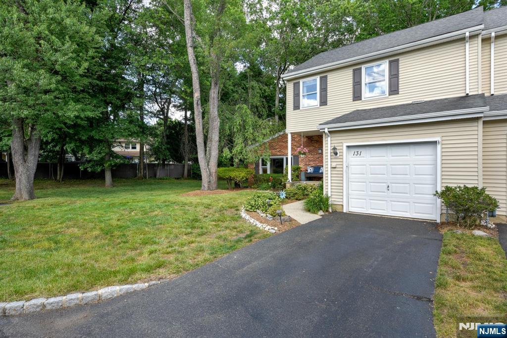 131 Bunker Hill - Photo 3
